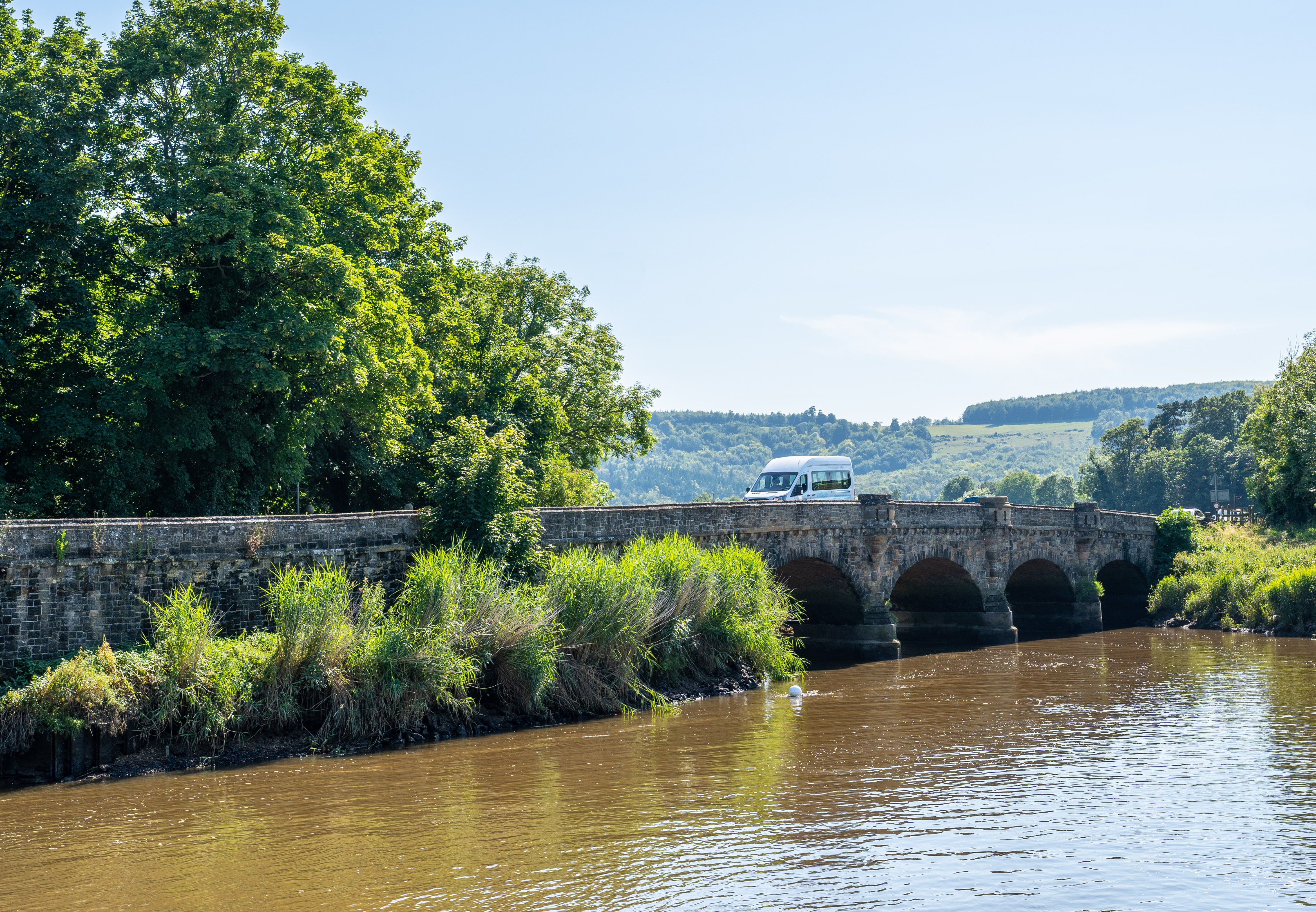 Minibus_Bridge2